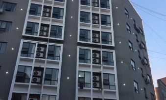 Nanya Chain Hotel (Luohe Xintiandi)