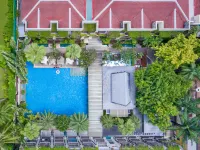 Burasari Phuket Resort Hotels in der Nähe von Strand Paradise Beach