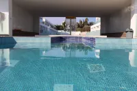 Fedrania Gardens Hotel - Private Pools