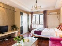芜湖白金湾公寓酒店 - 高级大床房
