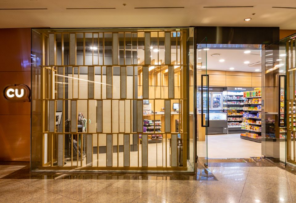 1. 그랜드 워커힐 ..