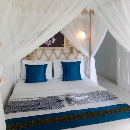 Baan Urt Suratthani Airport Hotel