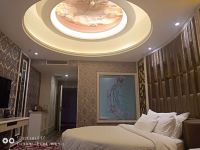 喀什宝宏酒店 - 圆床房