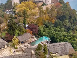 Top 4 Luxury Hotels in Deqing