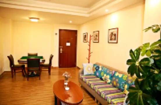Sanyuesan Theme Hotel