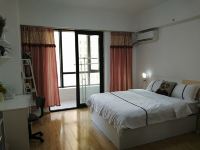 武汉卡亚艺术公寓 - 简约一室大床房