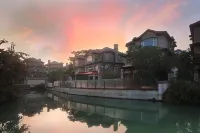 Zhongshan Diyin Lake Yishu Xiaozhu Villa