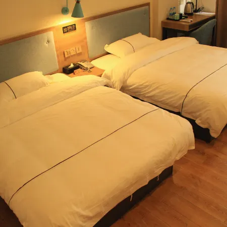 Homeinn Pebble Hotel (Jianlong Avenue) Hotels in Ding'an