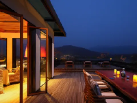 Huizizai Shanshui Hongcun Boutique Hotel โรงแรมในอี้เซียน