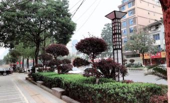 Shangdong Hotel (Guilin Jinshan Plaza)