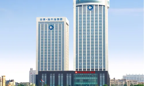 Ma'anshan Haiwaihai Crown Hotel