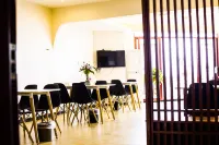 Dongnanhong Business Hotel