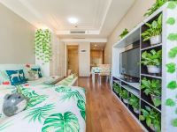 大连禧家公寓 - 龙猫森林清新绿植房