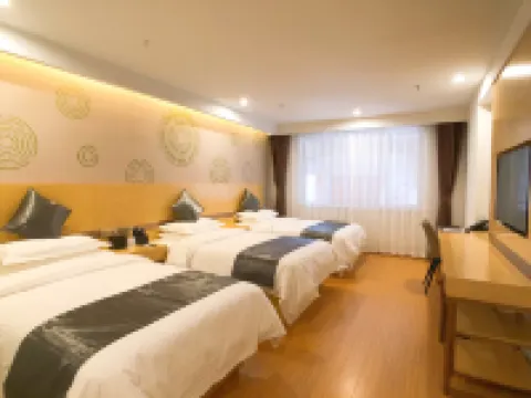 GreenTree Hotel (Chengde Shuangtashan) Hotels near Twice-tower Mountain