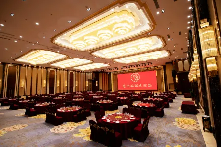 Bozhou Hotel Отели рядом с достопримечательностью «Huazu Temple»