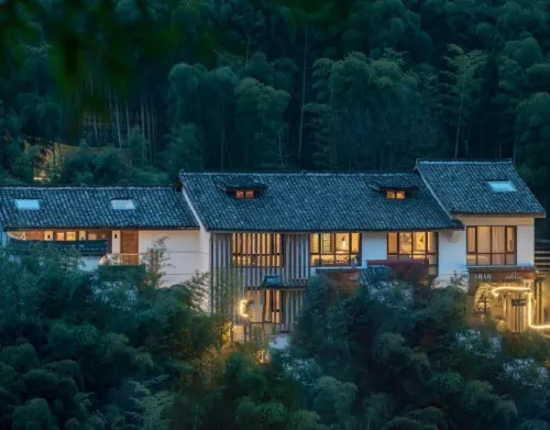 West Time Hot Spring Hostel Hotels in Deqing