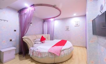 Huangshi Menghao Fashion Hotel