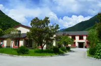 Nature＇s Way Lodge