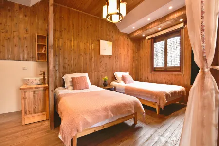 Nianjiu Jiexiang Huizhou Slow Life Hostel Отели рядом с достопримечательностью «Jiangling Scenic Area»