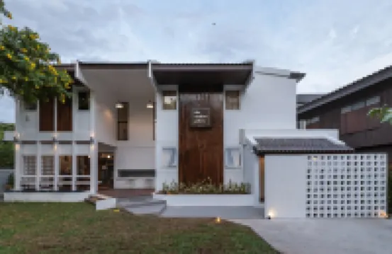 The Mellow Pillow Hotel @ Chiang Mai Gate Hotels near Wat Sri Suphan - Silver Temple