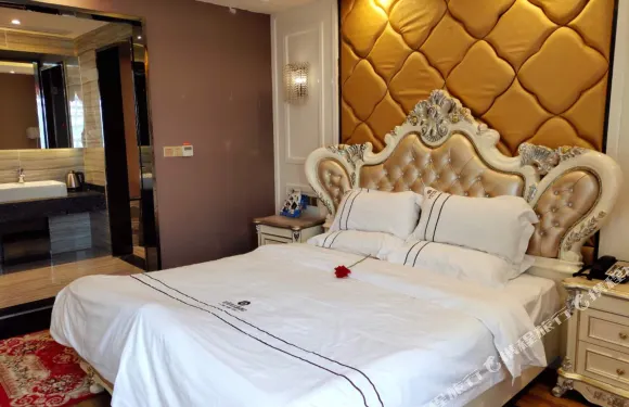 監利吉司利主題酒店