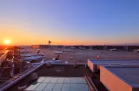 MY Cloud Transit Hotel - Guests with International Flight Only! Hotels in Kelsterbach