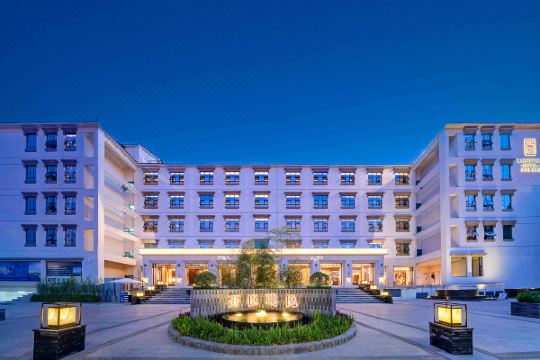 腾冲开臣璞悦酒店