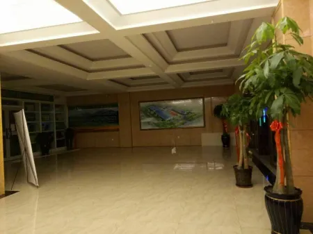 BAOLILAI Business Hotel Отели в г. Шавань