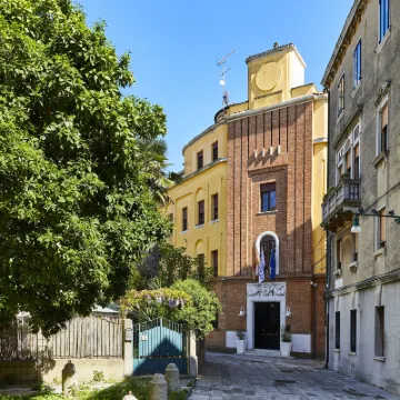 Hotel Indigo VENICE - SANT'ELENA by IHG セントエレナ駅周辺のホテル