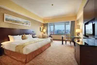 Lijiang Waterfall Hotel