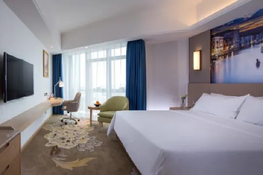 Vienna International Hotel (Dongguan Qiaotou Square)