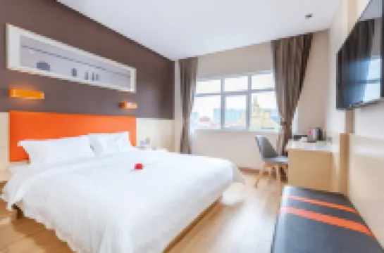 โรงแรม 7 เดย์สพรีเมียม