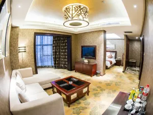 Huanuo Xinjinglun International Hotel