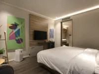 Youzhijia Hotel (Nanjing Xianhemen station) Hotels near Qi Xia