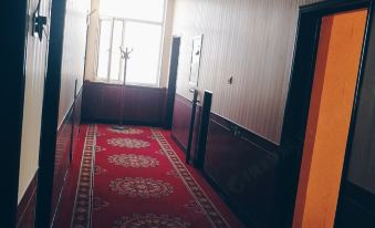 Aohan Banner Xinyue Hotel