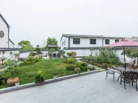 Deqing Luwan Homestay Hotels near Xiazhu Lake Panda Park