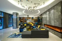 Orange Hotel (Jiujiang Shili Old Street) - غرفة مطلة على الجبل