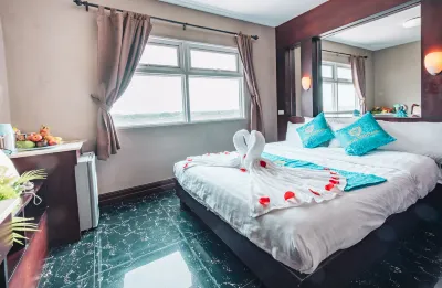 V호텔 비엔티안 ຖະໜົນສາມແສນໄທ 주변 호텔