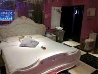 艾米情侣主题酒店(潍坊文化路店) - 经典一室大床房
