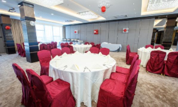 Lintas Platinum Hotel