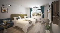 Daocheng Yading Chujian Art Hotel