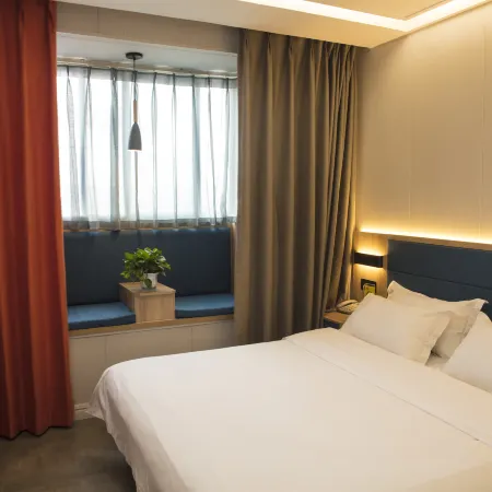 Buttonwood Fashion Hotel