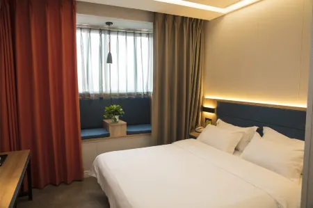 Buttonwood Fashion Hotel Отели рядом со станцией Lankao Railway Station