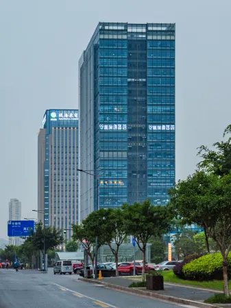 The Origin Hotel (Wenzhou Ouhai District Government) Отели рядом с достопримечательностью «Wenzhou Vocational College of Science & Technology (West to Wenzhou Bureau of Land and Resources Lucheng Branch)»