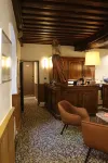 Les Terrasses Poulard Hotels in Saint-Jean-le-Thomas