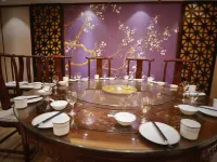 Rufeng Hotel (Qufu East High-speed Railway Station) - Hot Tub