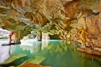 Palace Hotels (Chongqing Nanbin Road Holy Land Hot Spring Branch) - Hot Springs