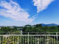 Huaqiao Hongying Inn (Guilin Dongxi Alley Shop)