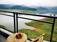 洪雅瓦山湖度假酒店 - 湖景阳台大床房