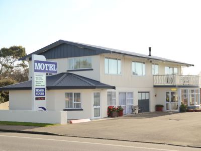 554 Moana Court Motel